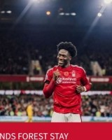 官方：诺丁汉森林与28岁后卫埃纳续约至2028年