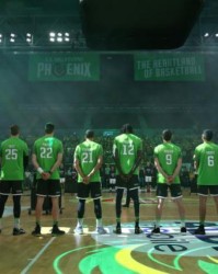 B体育官网-于各自命运的转角相遇 周琦和凤凰能否撞出璀璨？