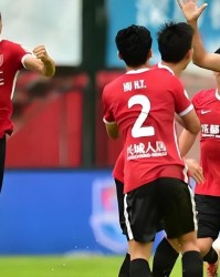 B体育下载-成都蓉城如果本赛季战绩不佳，俱乐部会请回徐正源吗？引发热议